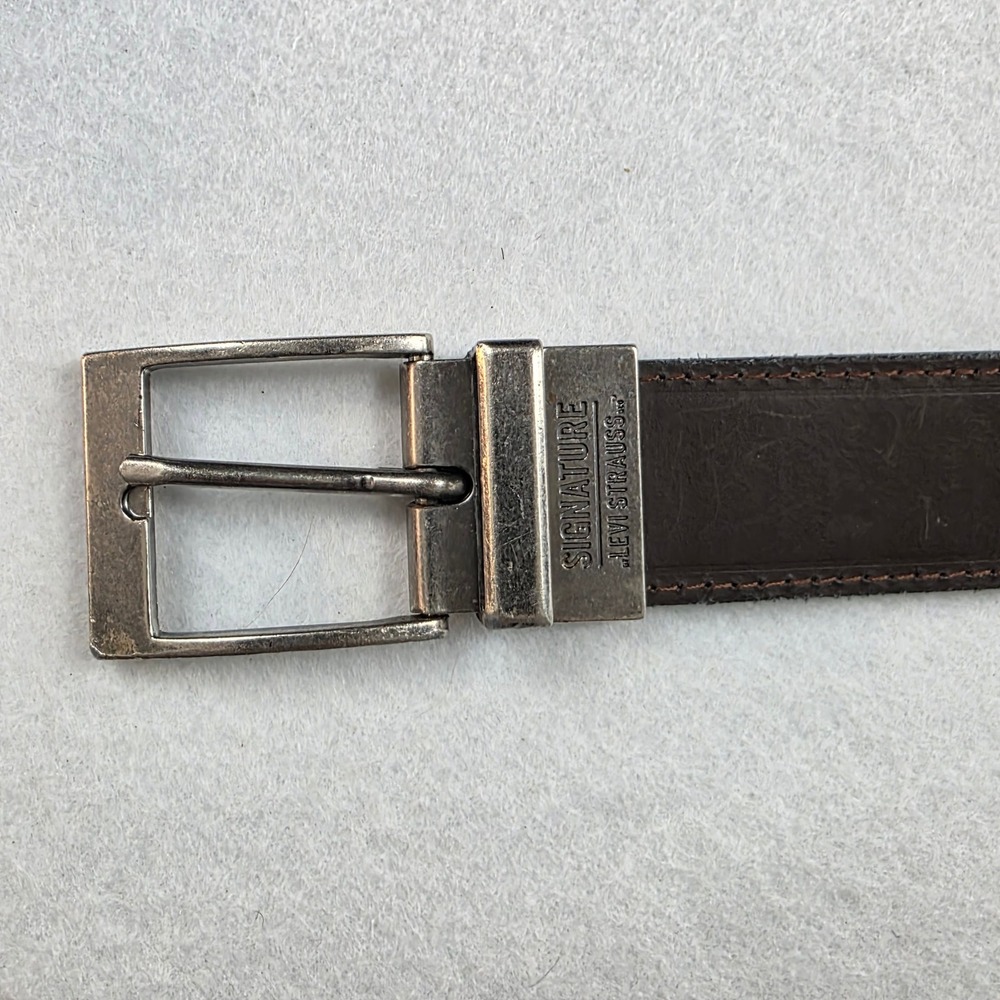 Signature Levi Strauss Mens Reversible Belt Black Brown Leather Silver Buckle 52